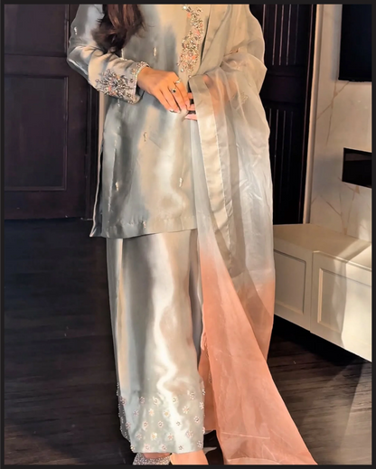 SILVOURA (Grey Suit)